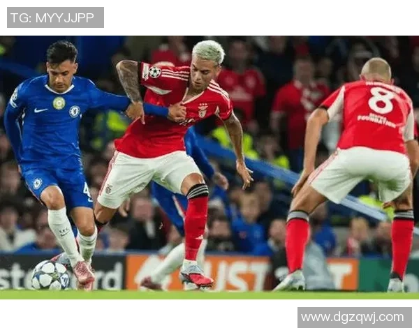 国王杯激战曼联险胜本菲卡神奇扑救成全场焦点