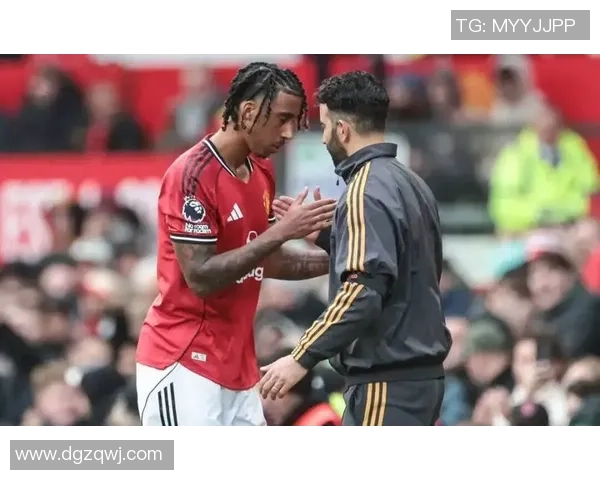 多特蒙德友谊赛大胜曼联争议判罚引发全场热议