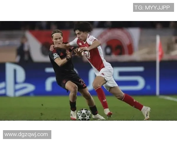 意甲激战AC米兰绝杀拜仁引发争议判罚全场沸腾