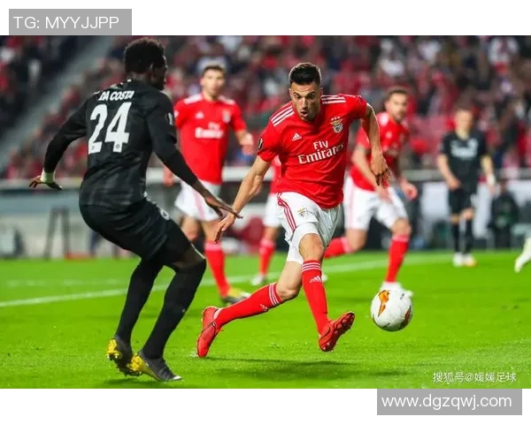 世界杯精彩对决本菲卡逆转阿森纳帽子戏法引爆全场战术分析