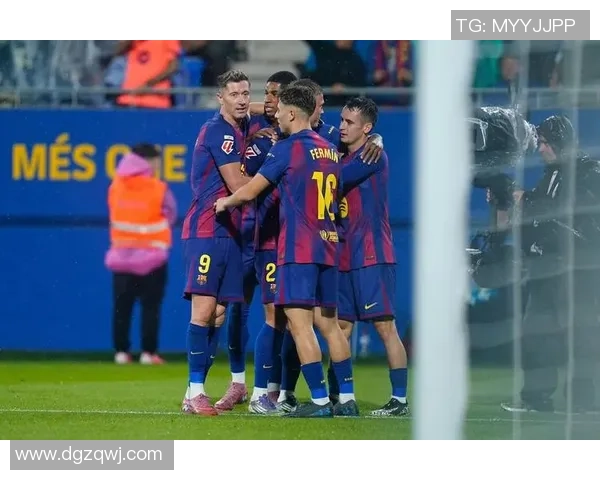 西甲激战:那不勒斯惊险逆转里昂全场沸腾精彩瞬间回顾 西甲激战:那不勒斯惊险逆转里昂全场沸腾精彩瞬间回顾