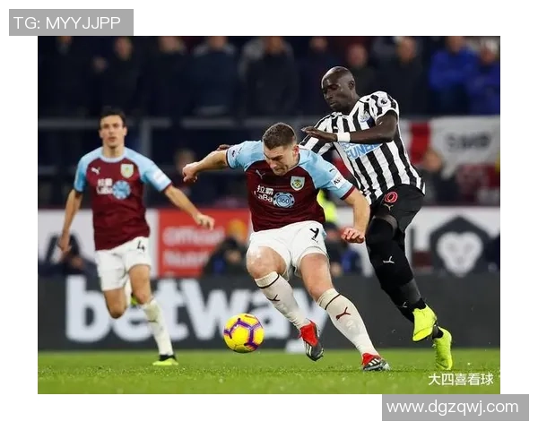 西甲赛场惊现冷门那不勒斯与热刺激战成平局引发热议 西甲赛场惊现冷门那不勒斯与热刺激战成平局引发热议