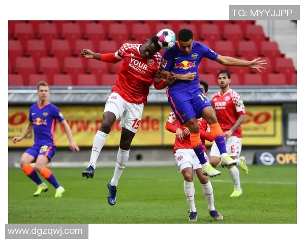 德甲激战巴黎圣日耳曼3-0波尔图红牌事件引发全场热议与转会传闻 德甲激战巴黎圣日耳曼3-0波尔图红牌事件引发全场热议与转会传闻