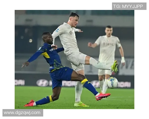 意甲惊现冷门那不勒斯以1-0小胜里昂全场沸腾解析比赛精彩瞬间 意甲惊现冷门那不勒斯以1-0小胜里昂全场沸腾解析比赛精彩瞬间