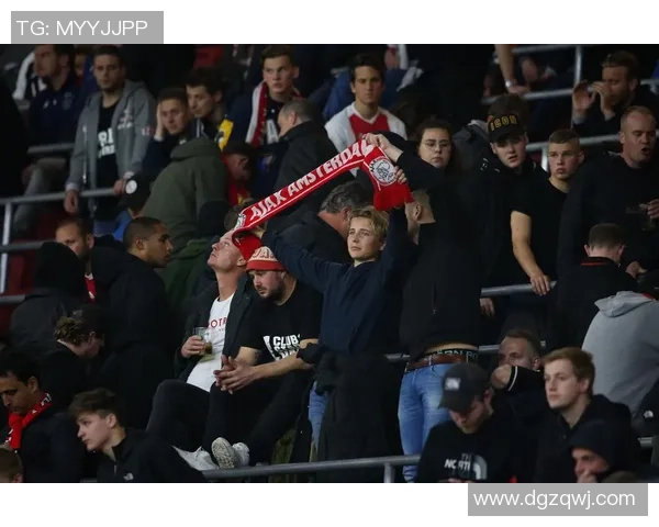 欧冠激战：里昂与热刺战成平局绝杀时刻震撼全场解析