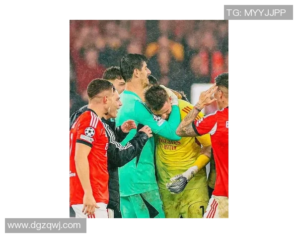 欧冠激战：本菲卡与曼联鏖战成平局十大精彩进球回顾